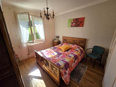 Beautiful Detached House with Mature Garden