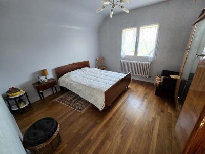 Beautiful Detached House with Mature Garden