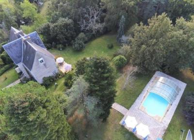 Renovated Manor House And Renovated Barn With Swimming Pool