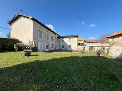 Manor House with Outbuilding in Almost One Acre