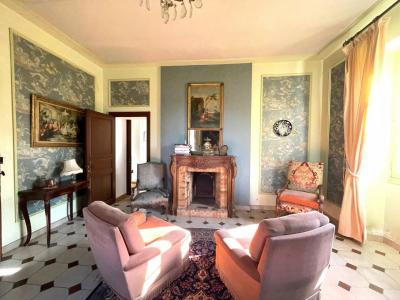 Charming Property In Lovely Location