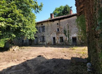 Former Manor House and Cottages To Renovate