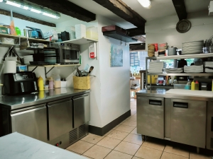 Property with Freehold Business in Lovely Location