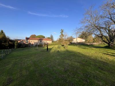 Detached Country House with Outbuilding