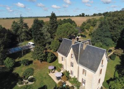 Renovated Manor House And Renovated Barn With Swimming Pool