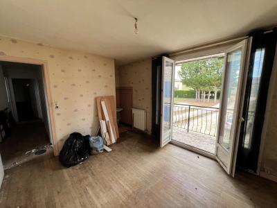 Detached House to Renovate with Potential