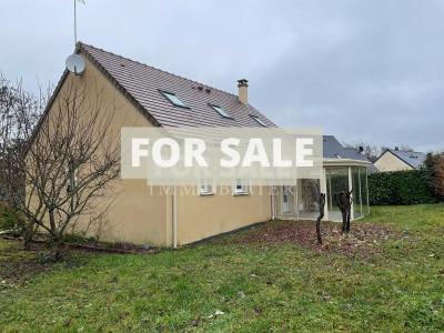 Detached Country House with Garden