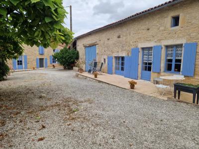 Stone House With Guest Gite and Swimming Pool