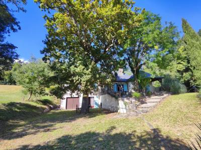 Country Home With Magnificent Views To The Pyrenees Mountains With Garden And Pool