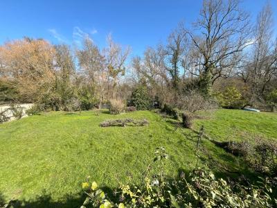 Manor House with Outbuilding in Almost One Acre