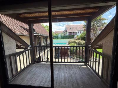 Family House With Pool, Garden And Outbuilding