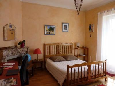 Beautiful House With Guest House And Garden