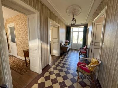 Manor House with Outbuilding in Almost One Acre