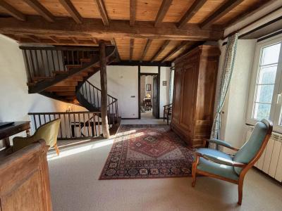 Beautiful Country Home With Outbuilding And Swimming Pool