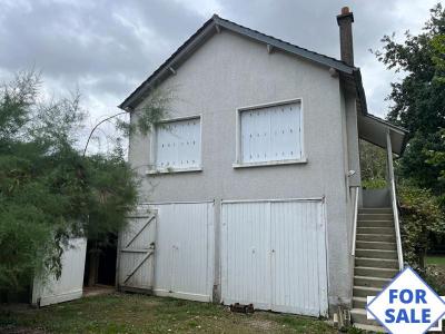 Detached House with Garden in Spa Town