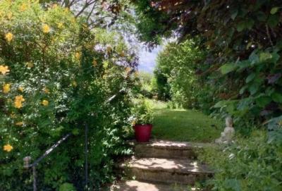 Charming Country Home With Garden One Hour From The Ski Station