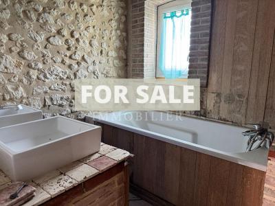 Detached House with Garden in Lovely Village