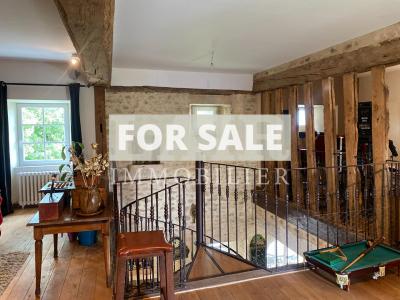 Detached Country House with Outbuilding