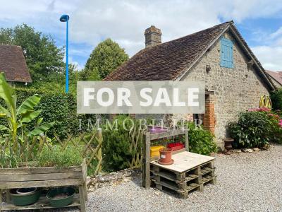 Detached Country House with Outbuilding