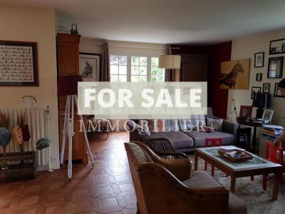 Main House and Guest Cottage, Gite