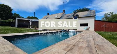 Detached Country House with Swimming Pool