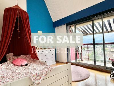 Apartment with Balcony and Amazing View