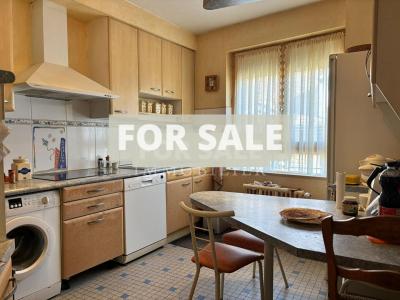 Well Presented Bright and Spacious Apartment