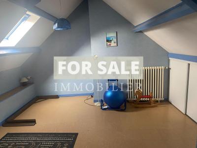 Town House with Neat Garden