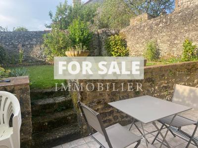 Town House with Neat Garden