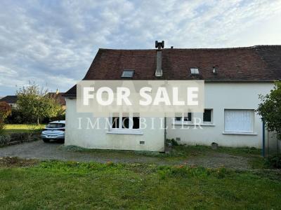 Traditional House with Garden