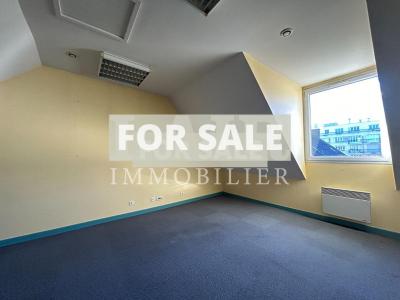 Property in Heart of Popular Small Rural Town