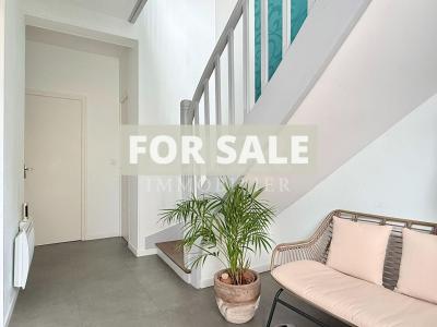 Detached House with Landscaped Garden