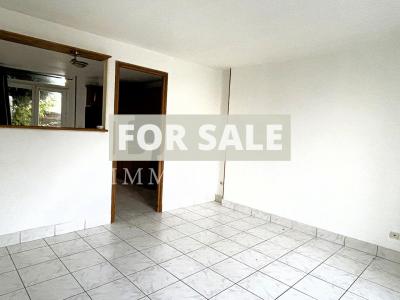 Apartment with Terrace and Parking