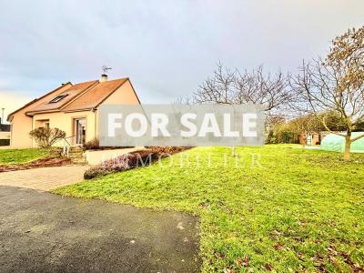 Detached House with Garden