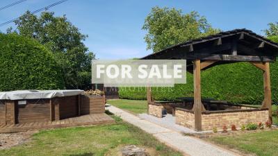 Traditional House with Garden