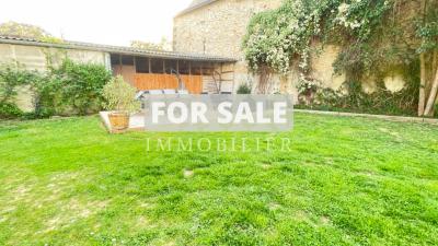 Lovely House with Outbuilding and Garden