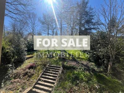 Detached Bagnolaise Villa with Lovely Garden