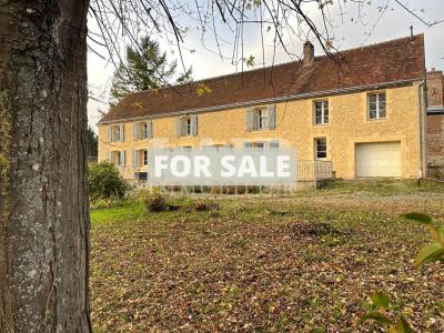 Detached Country Manor House with Landscaped Gardens