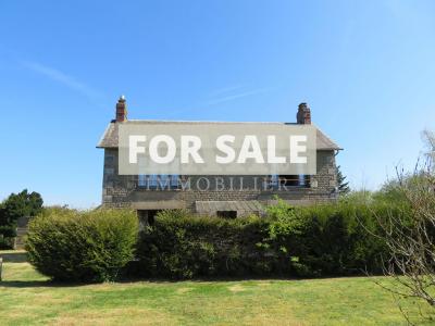 Detached House With Garden And Outbuilding