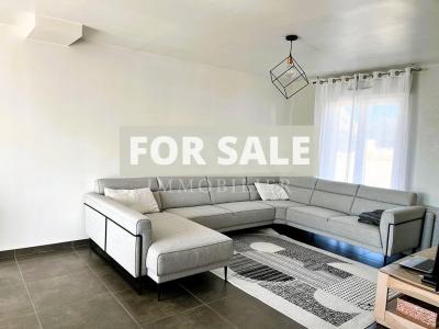 Detached House with Landscaped Garden