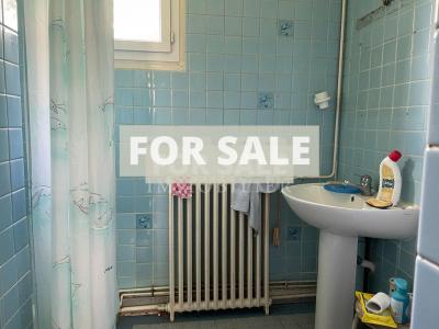 Detached Country House with Garden