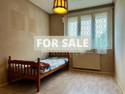 Detached House with Landscaped Garden