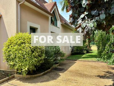 Detached House with Landscaped Garden