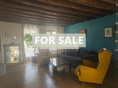 Beautifully Presented House with Garden