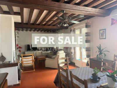 Detached House with Garden and Double Garage