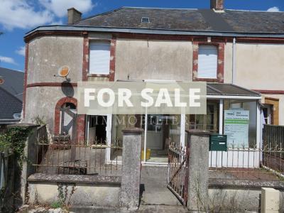A Vendre Maison De Ville Pre En Pail Ref:a849
