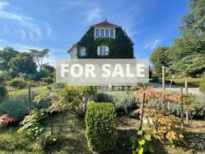 Detached House with 1.5 Hectares and Open Views