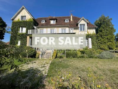 Detached House with 1.5 Hectares and Open Views