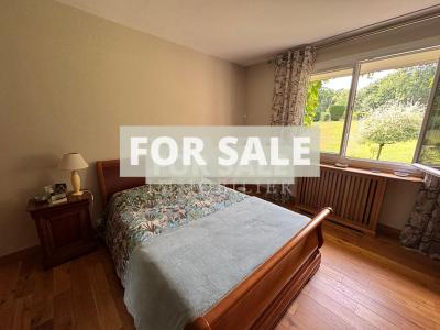 Detached Country House with Outbuilding