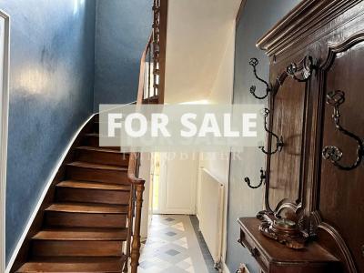 Town House with Neat Garden